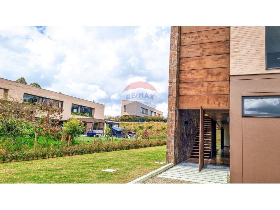 Luxury House for Sale in Alto de Las Palmas, Envigado